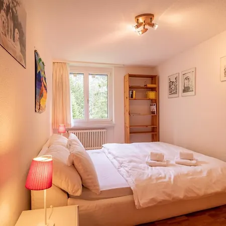 Latschüel By Vacations, Familienwohnung Im Zentrum Mit Privatparkplatz *