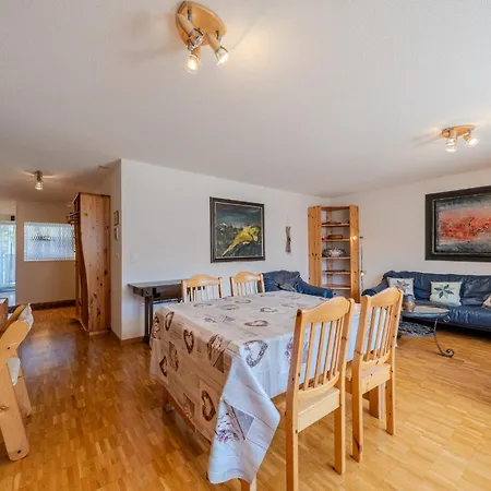 Appartamento Latschüel By Vacations, Familienwohnung Im Zentrum Mit Privatparkplatz Arosa